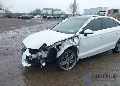 2015 Audi A3 1.8T Premium z USA, uszkodzony, nr VIN WAUCCGFF9F1029814